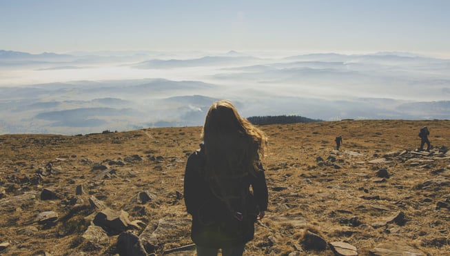 Landscape-Girl-Mountain.jpg