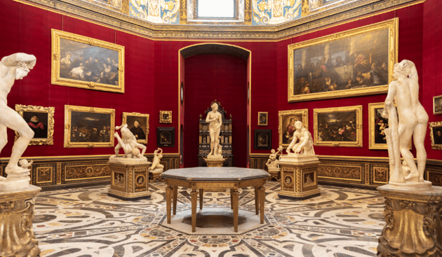 Inside The Uffizi Gallery